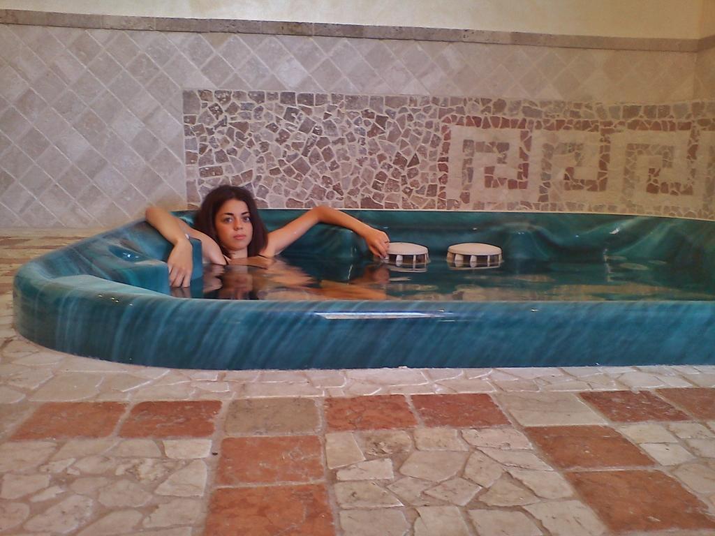 B&B And Wellness Il Pomario Di Montepiglio Resort Naturista อเมเลีย ภายนอก รูปภาพ